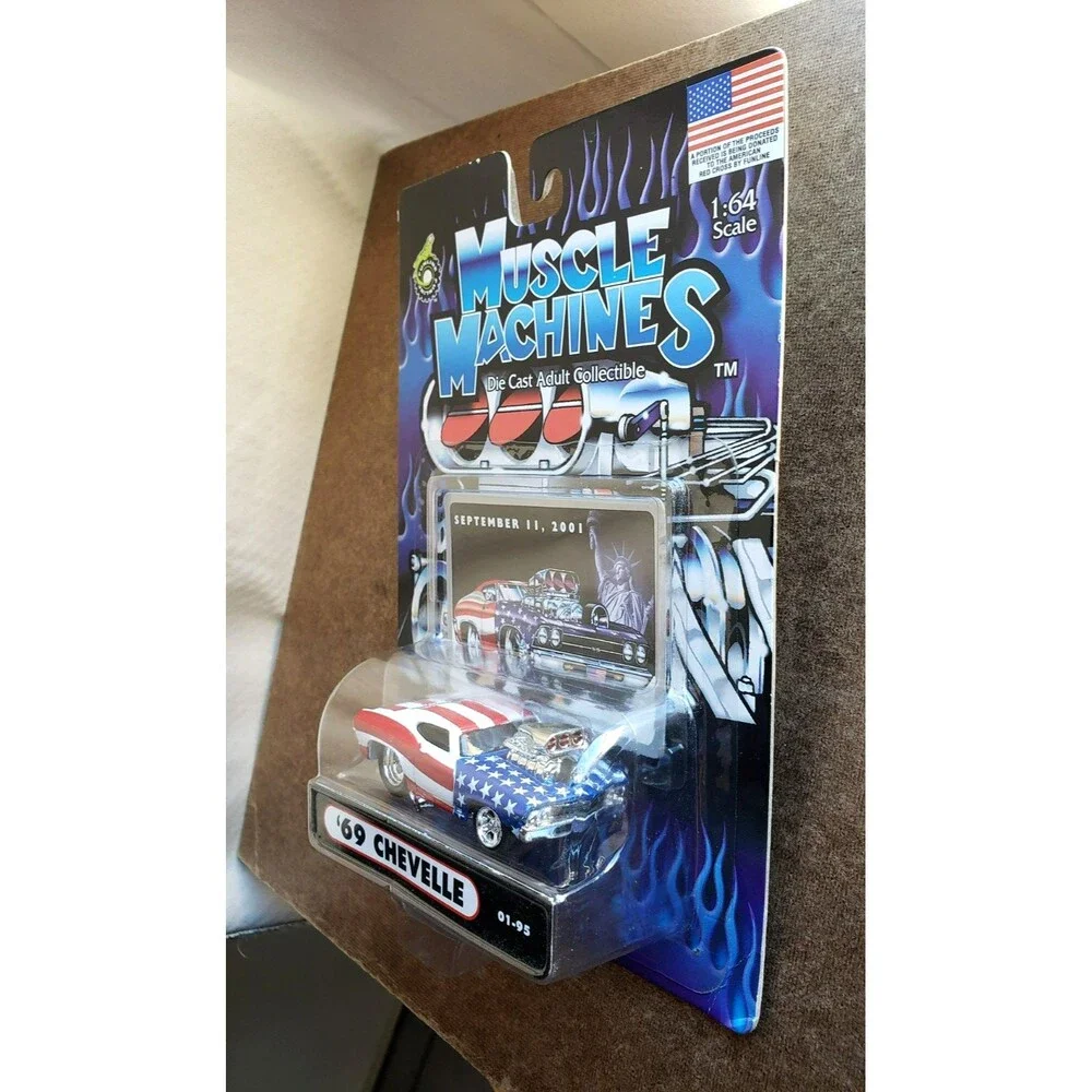 2001 Muscle Machines 1969 CHEVELLE September 11, 2001 1:64 Stripes & Stars 01-95
